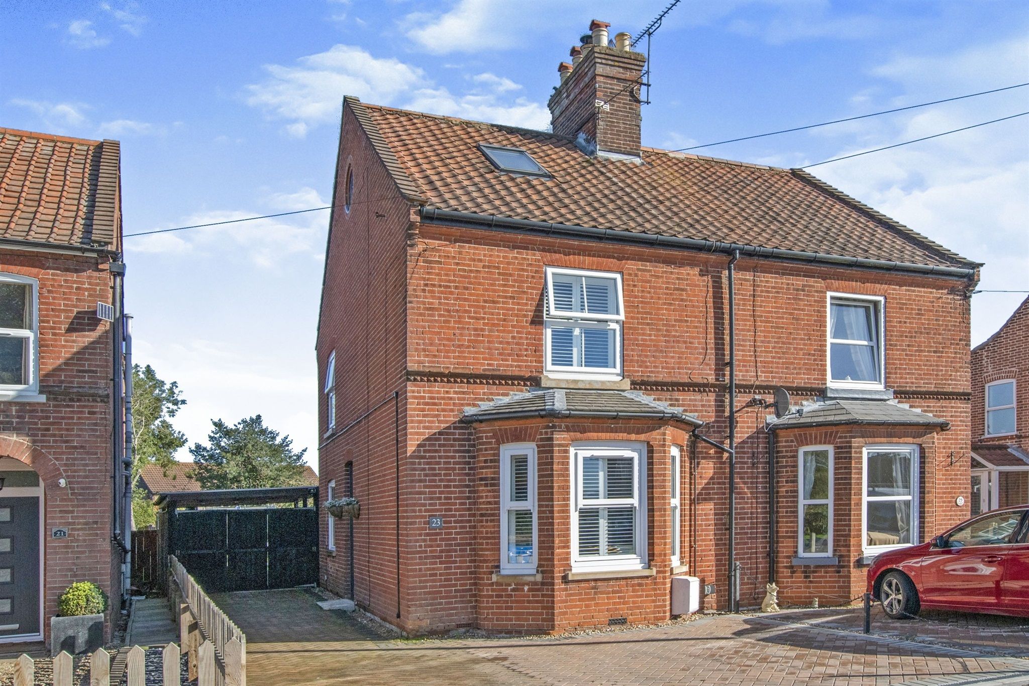 3 bed semidetached house for sale in Happisburgh Road, North Walsham