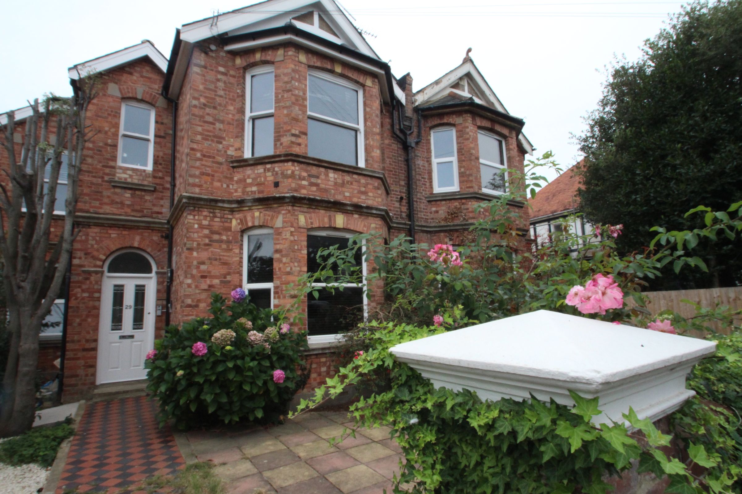 1 bed flat to rent in Boundary Road, Worthing BN11 Zoopla