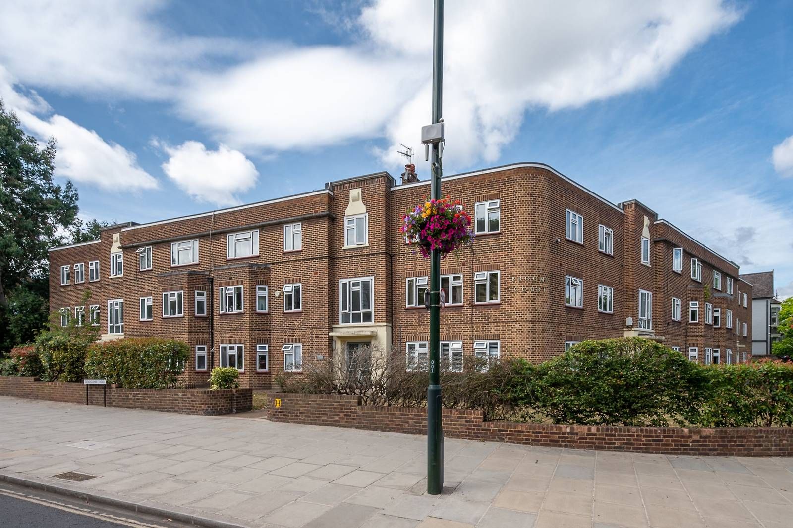 2 bed flat to rent in Broomfield Road, Kew, Richmond TW9 Zoopla