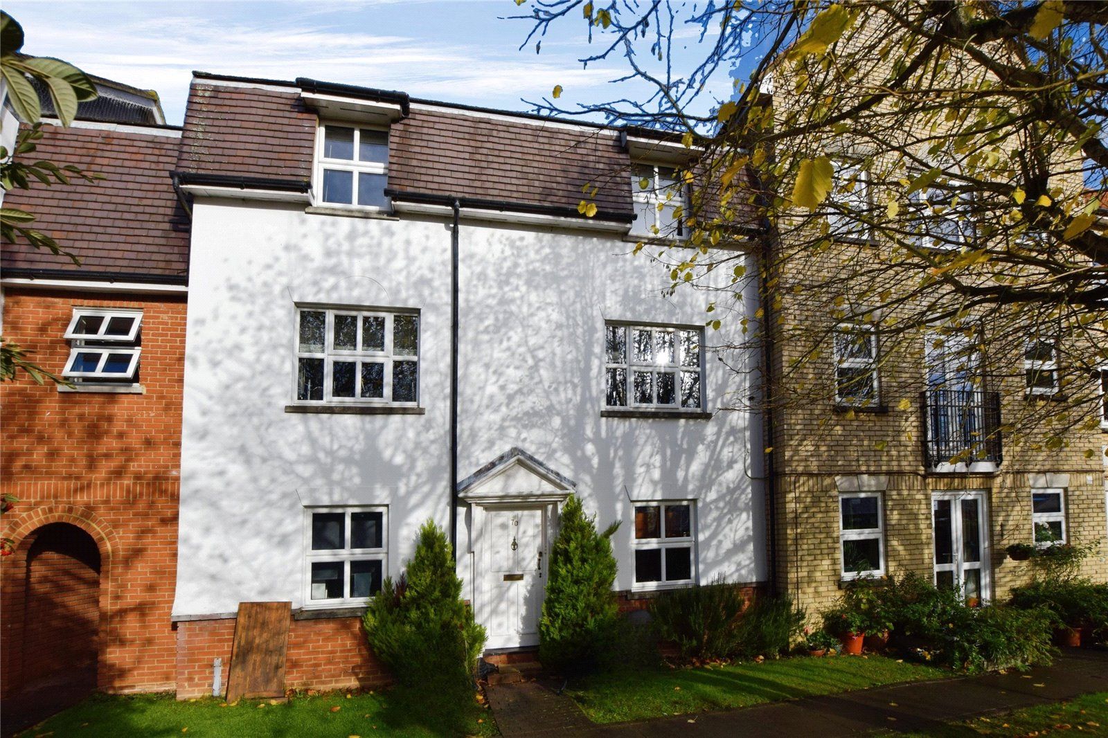 2 bed flat for sale in Tallow Gate, South Woodham Ferrers, Chelmsford