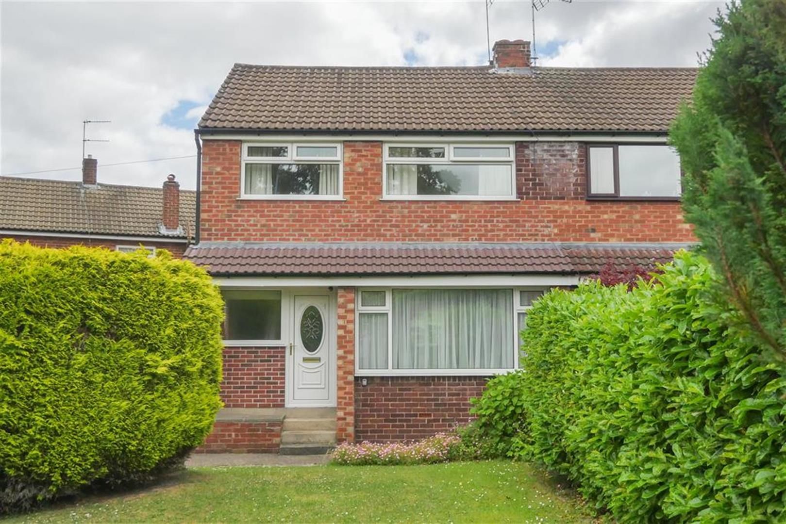 3 bed semidetached house for sale in Swinnow Road, Bramley, Leeds LS13