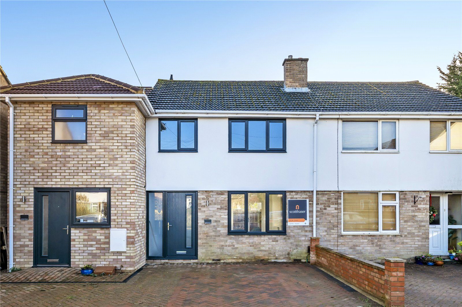 3 bed terraced house for sale in Mirfield Road, Witney, Oxfordshire