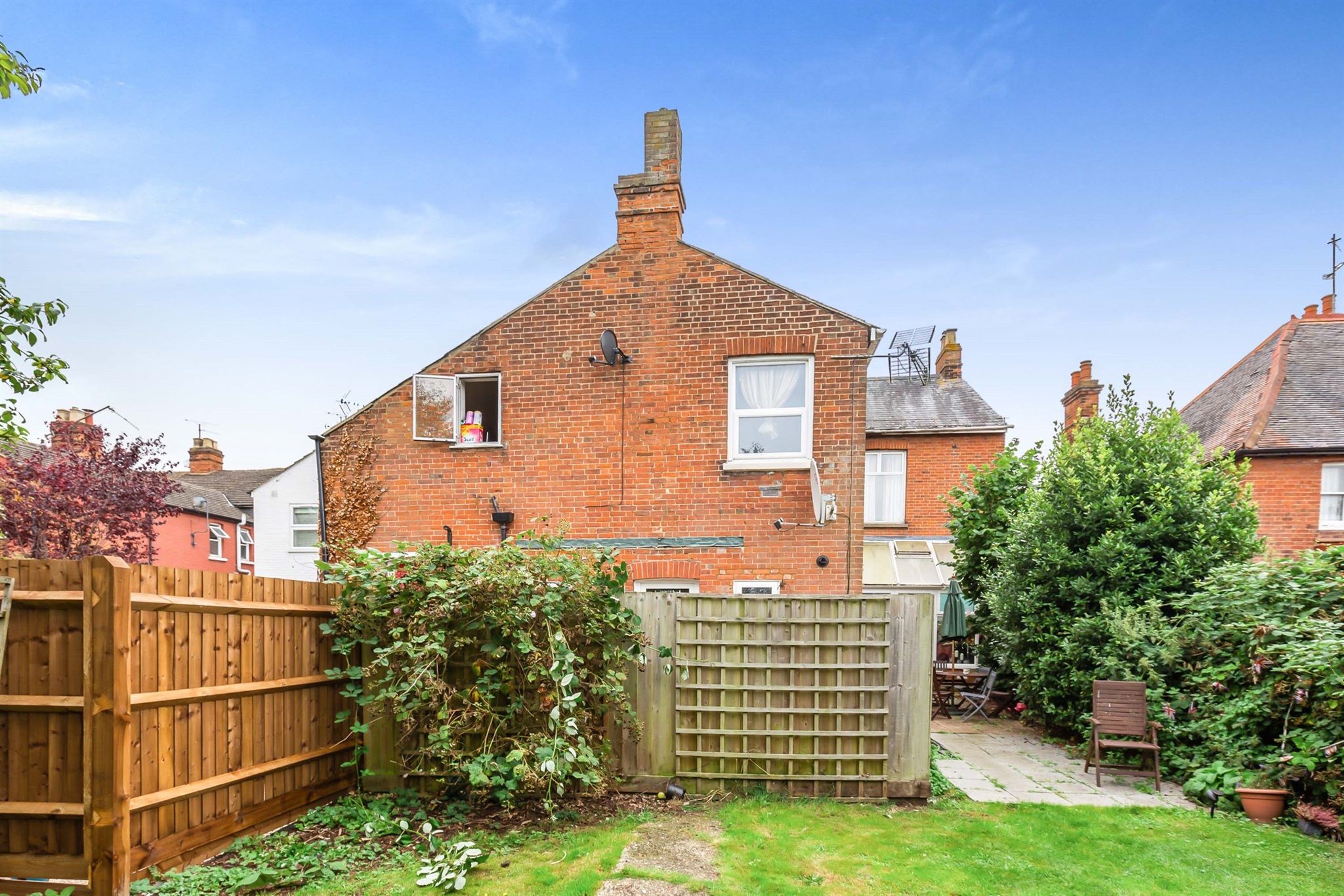 2 bed flat for sale in Wendover Road, Aylesbury HP21 Zoopla