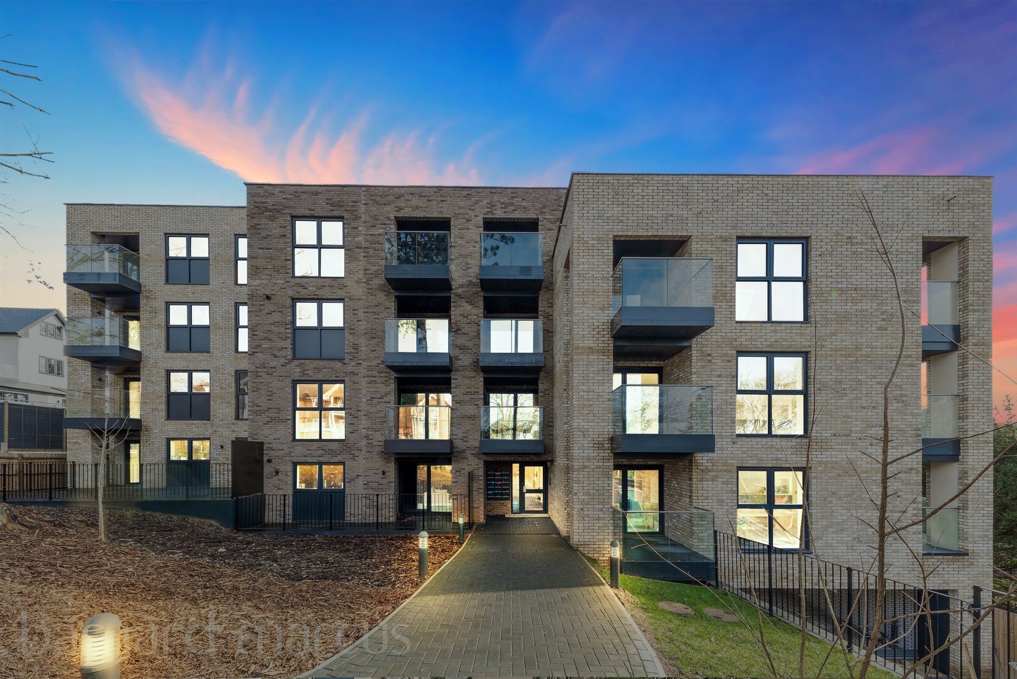 New home, 3 bed flat for sale in West Hill, Sanderstead, South Croydon