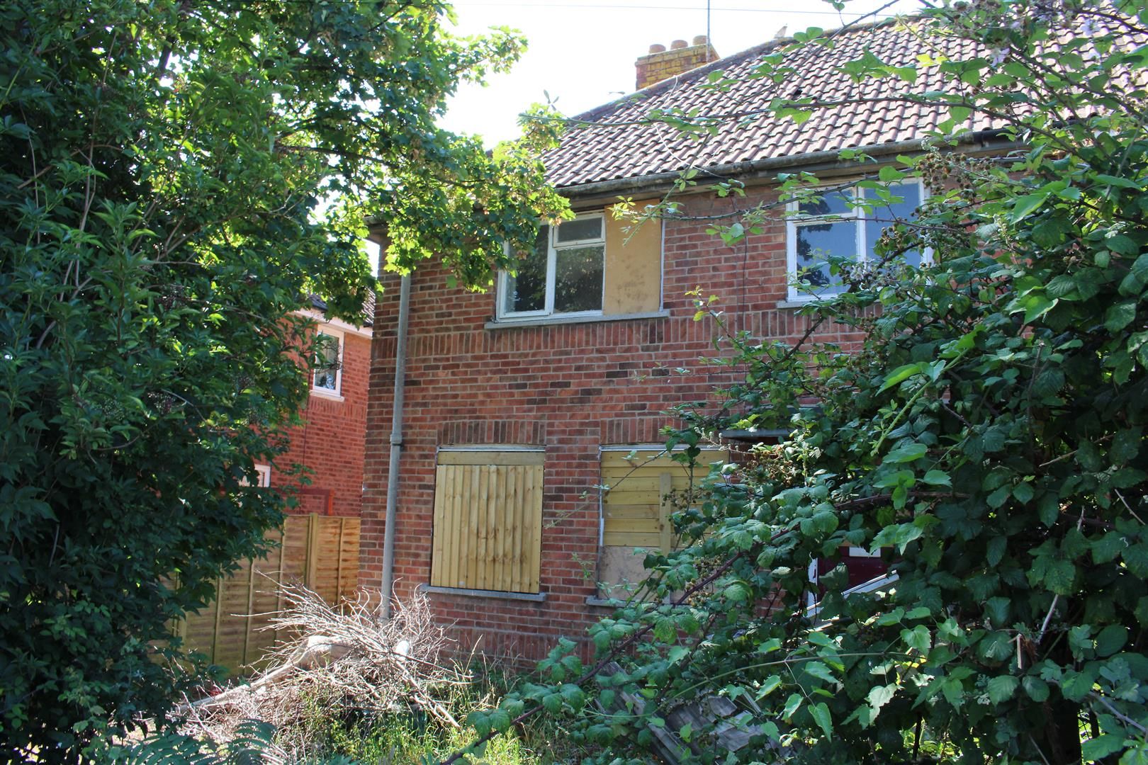 3 bed semidetached house for sale in Selworthy Road, WestonSuperMare