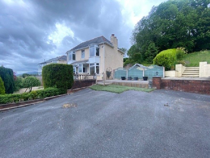 3 bed detached house for sale in 12 Heol Y Glyn, Glynneath, Neath