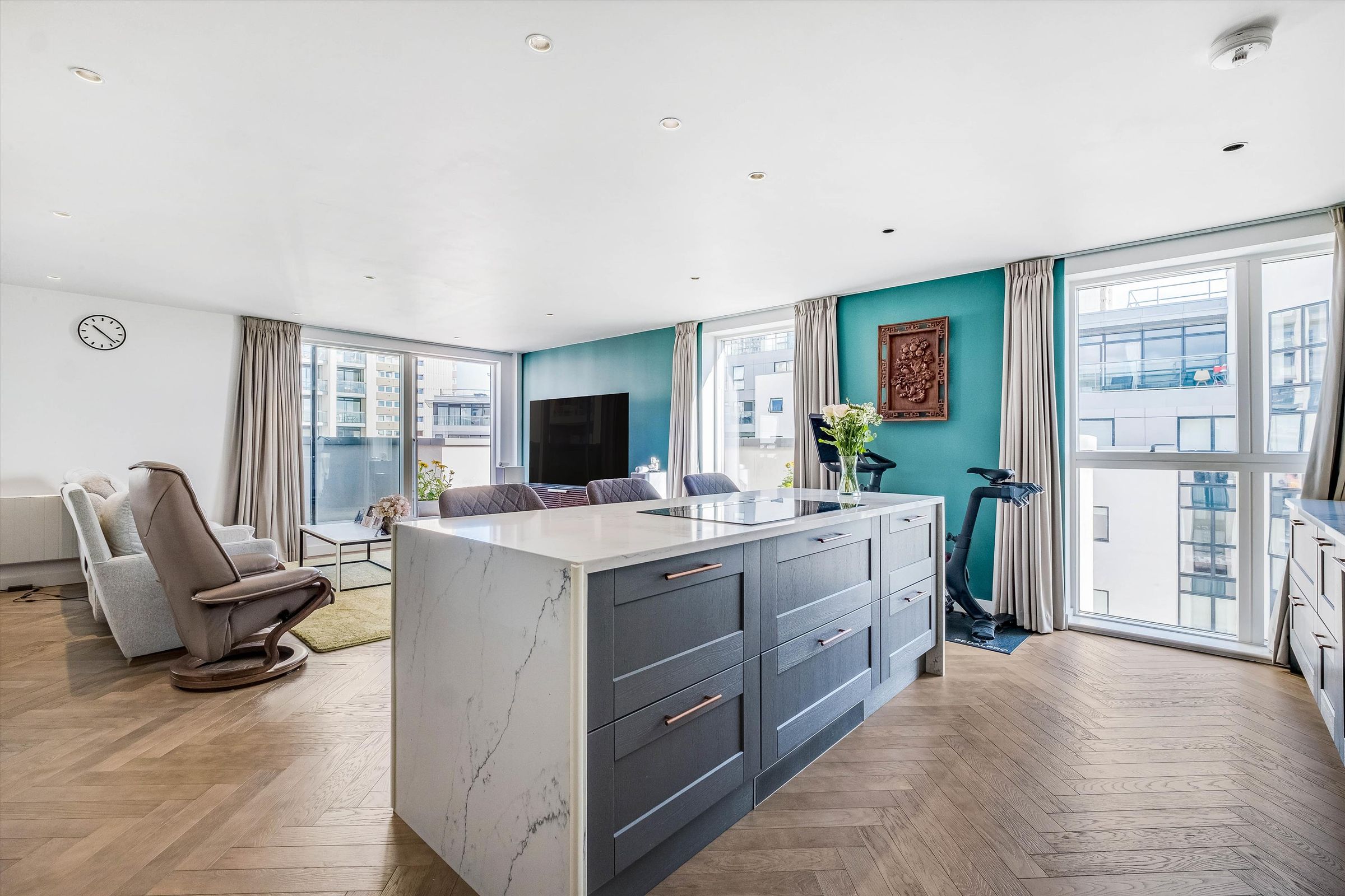 2 bed flat for sale in Aitons House, Pump House Crescent, Brentford TW8