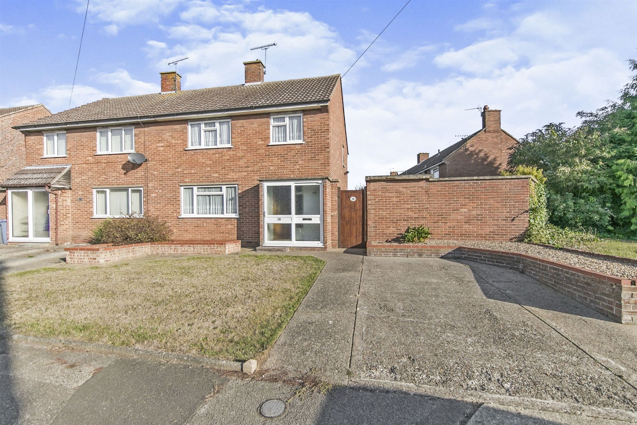3 bed semidetached house for sale in Kestrel Road, Ipswich IP2 Zoopla