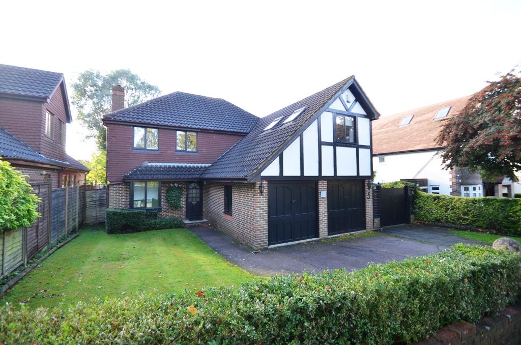5 bed detached house for sale in Ashurst Road, Tadworth KT20 Zoopla