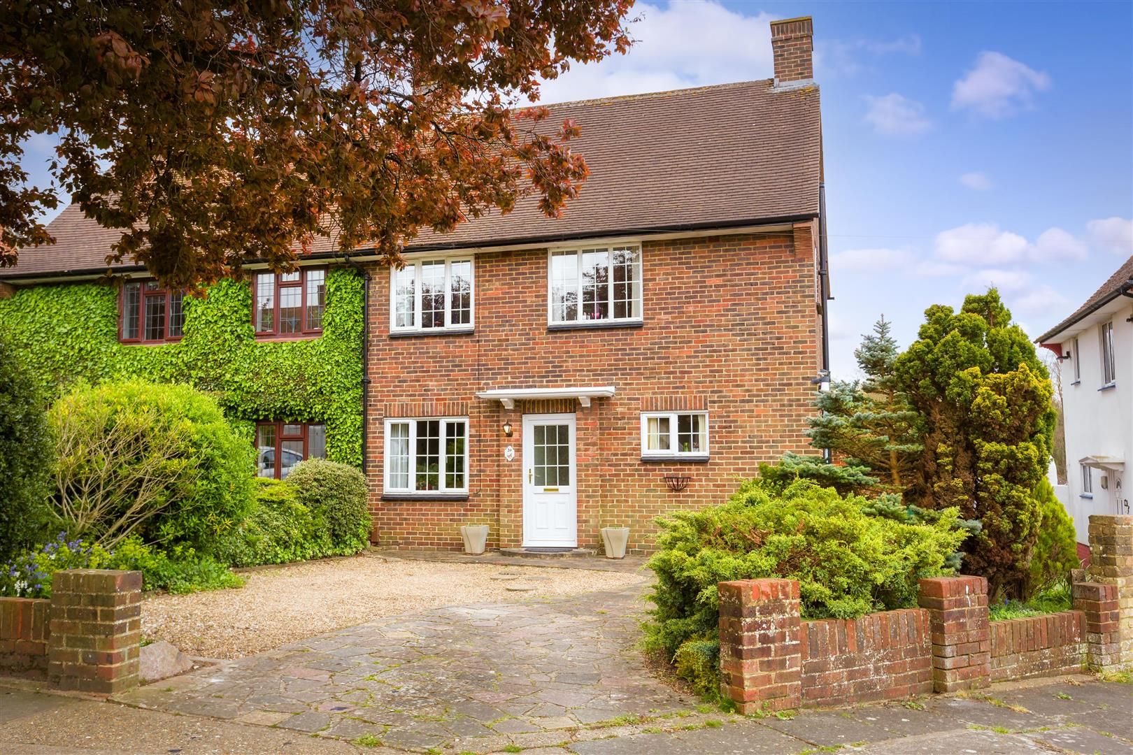 3 bed semidetached house for sale in Nork Rise, Banstead SM7 Zoopla
