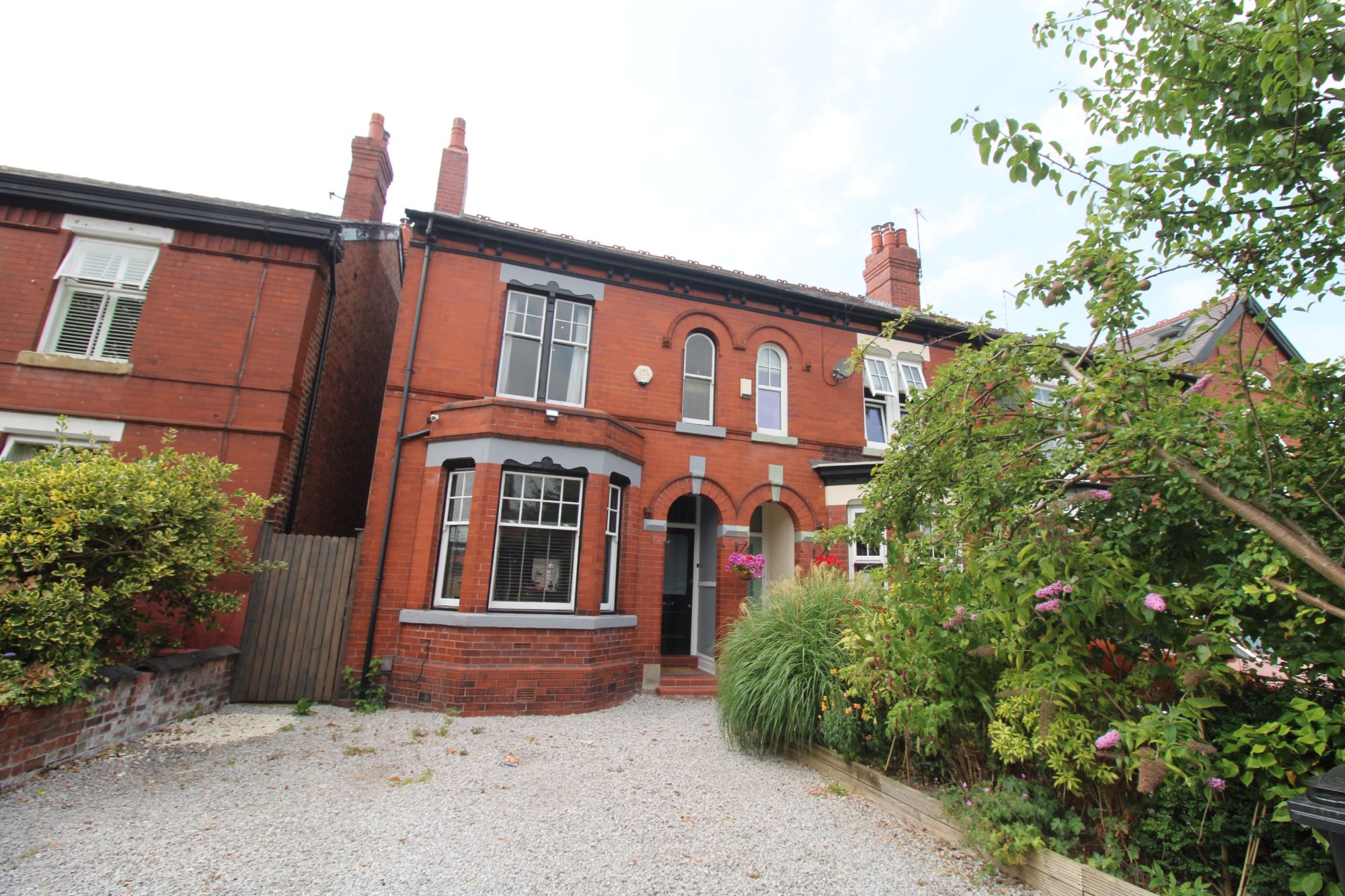 4 bed terraced house for sale in Moorland Road, Stockport SK2 Zoopla