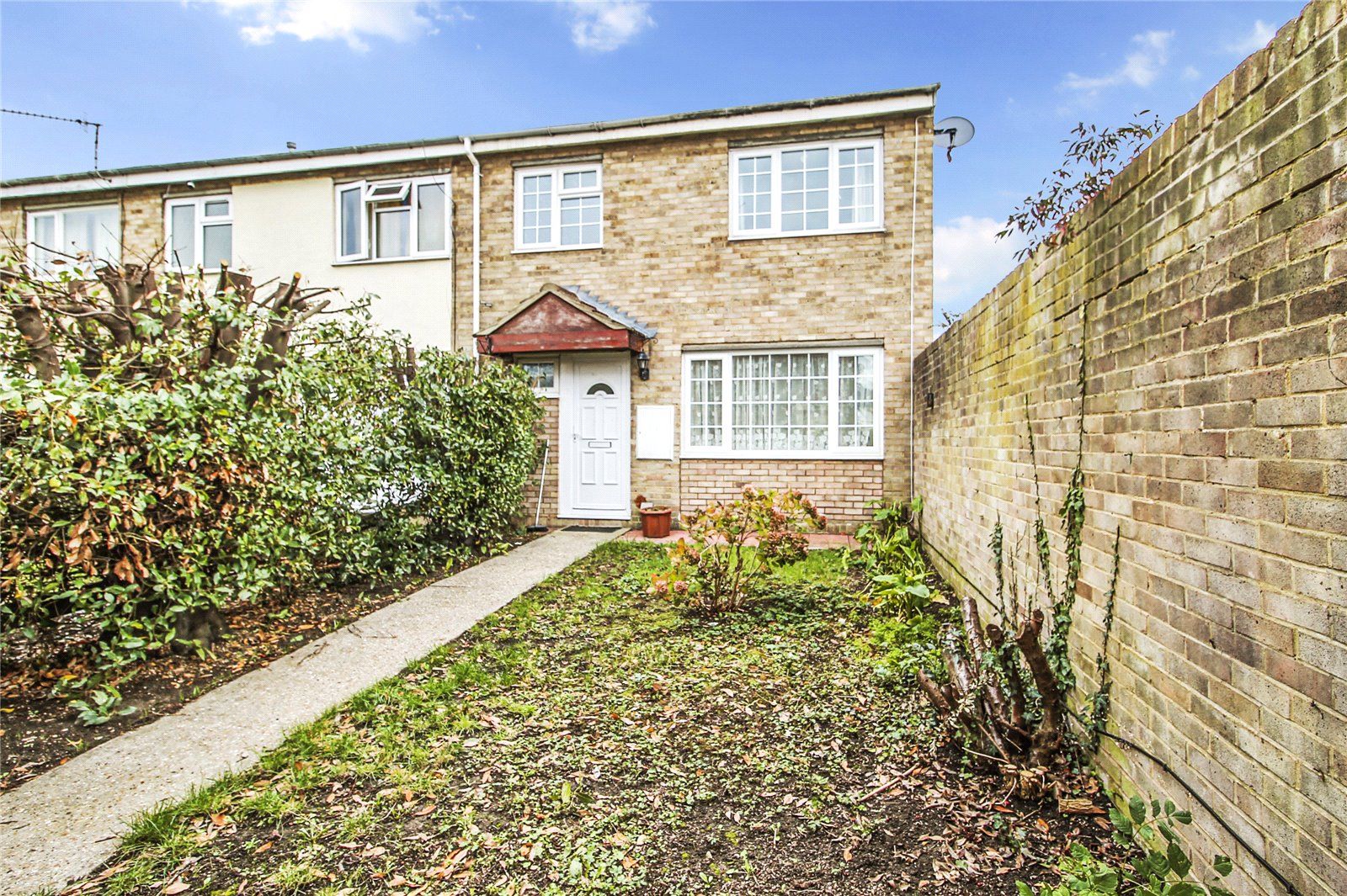 3 bed end terrace house for sale in Newnham Street, Chatham, Kent ME4