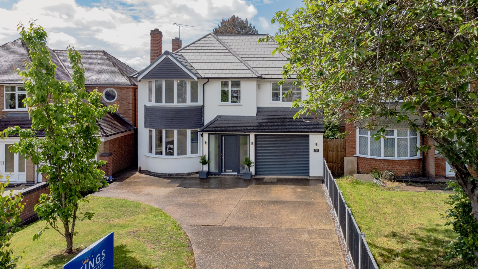 5 bed detached house for sale in Abbots Road North, Humberstone LE5