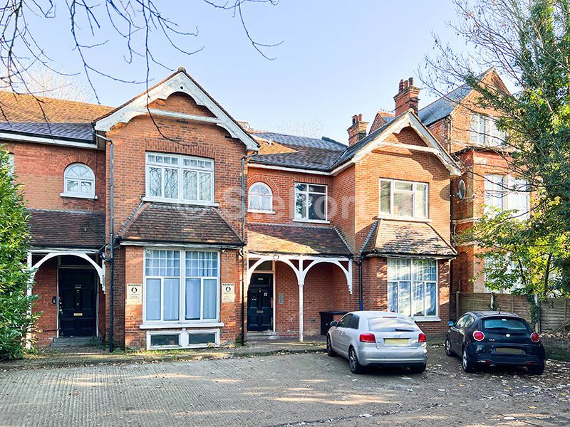 Studio to rent in Colney Hatch Lane, London N10 Zoopla