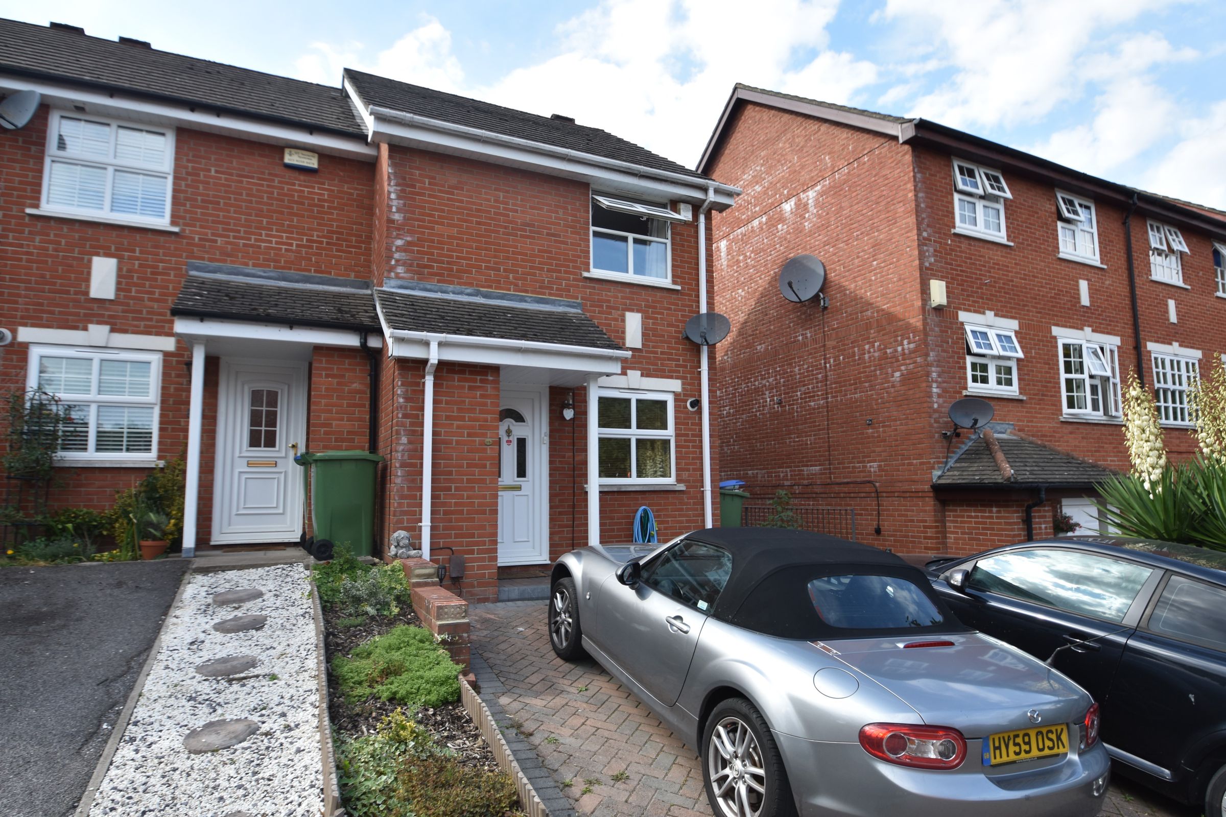 2 bed end terrace house to rent in Stalybridge Close, Park Gate