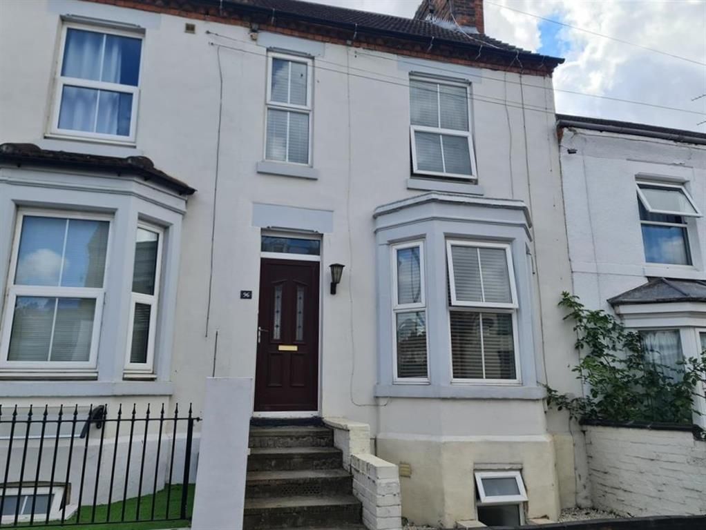 3 bed terraced house for sale in Winstanley Road, Wellingborough NN8