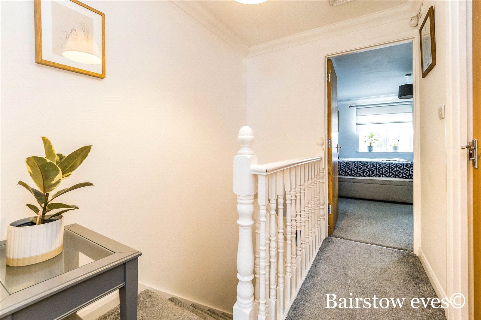 2 bed end terrace house for sale in Longcourt Mews, Wanstead, London