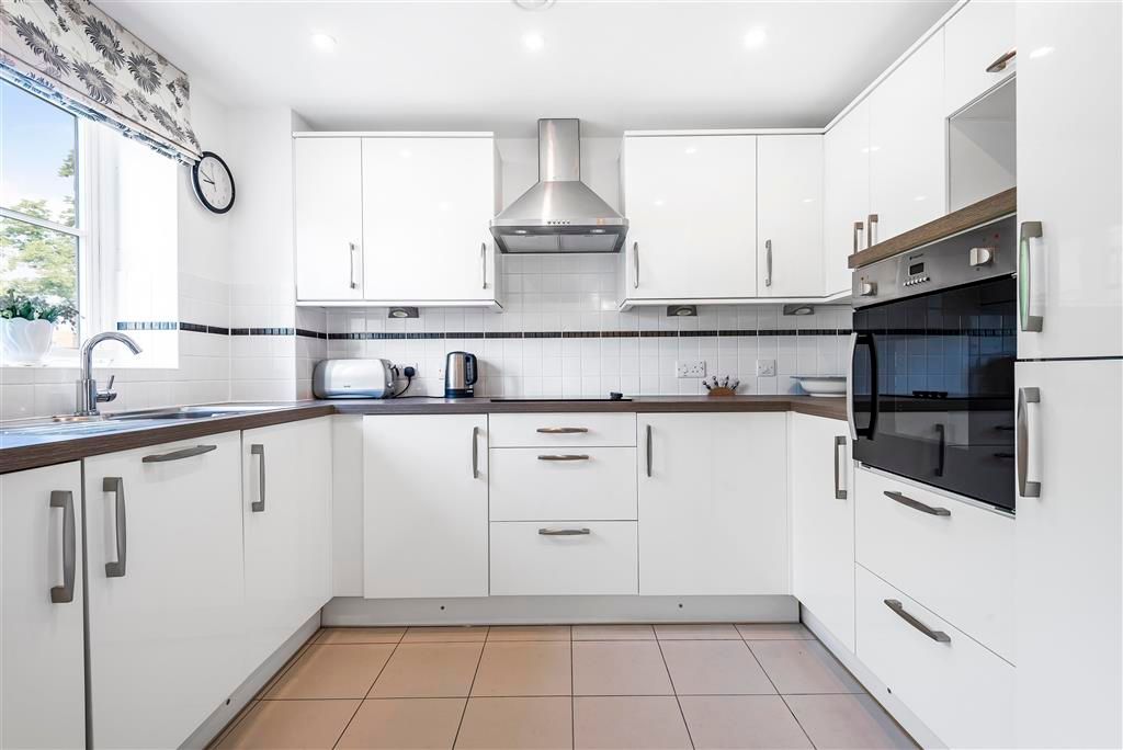 Horsley Place, Cranbrook, Kent TN17