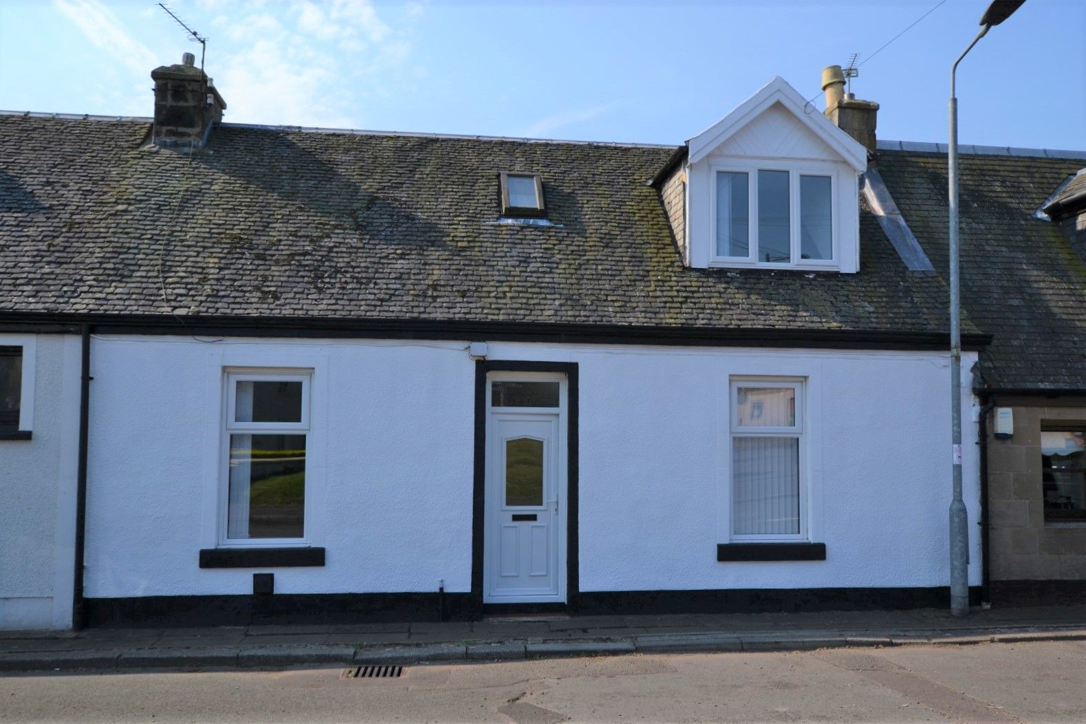 3 bed terraced house for sale in Jackson Street, Glassford, Strathaven