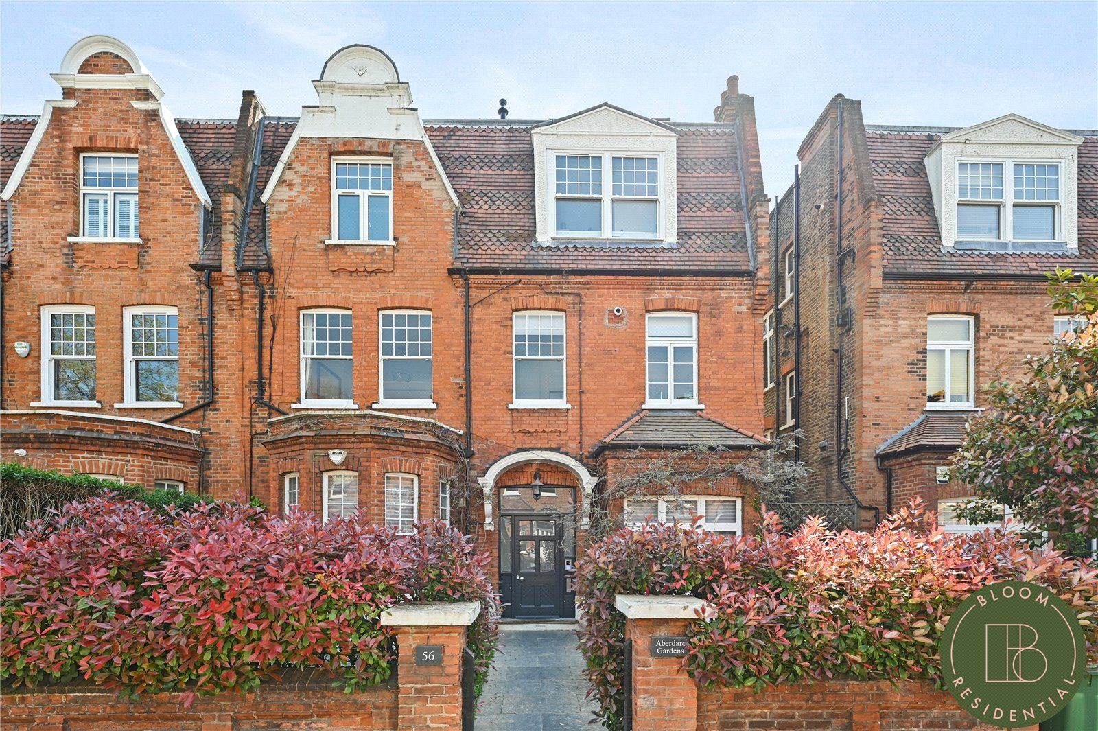 3 bed flat for sale in Aberdare Gardens, South Hampstead, London NW6