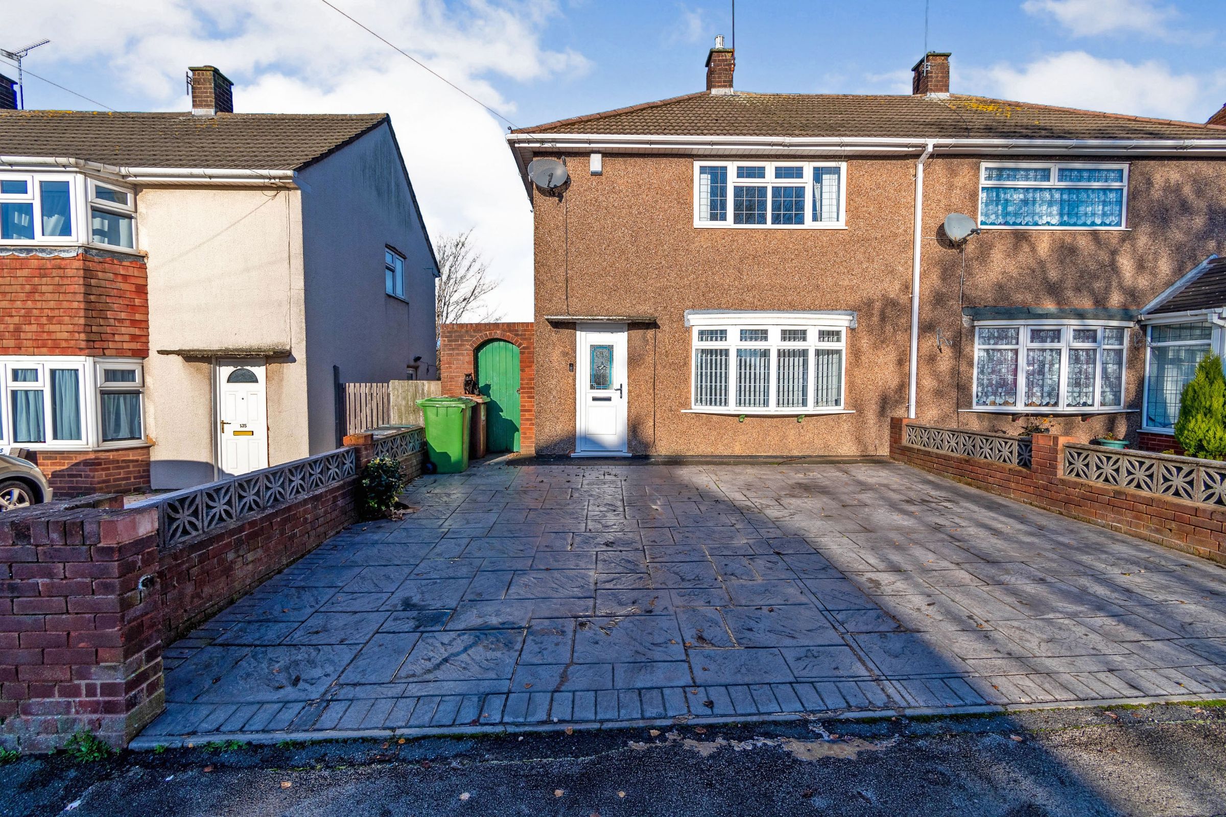 2 bed semidetached house for sale in Poplar Avenue, Bentley, Walsall