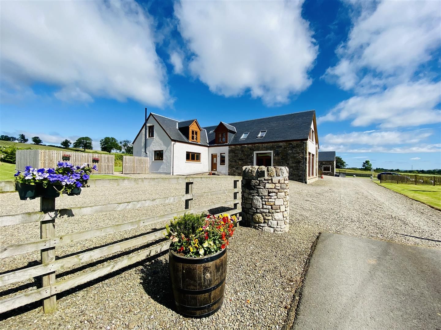 4 bed property for sale in Stonehouse Road, Strathaven ML10 Zoopla