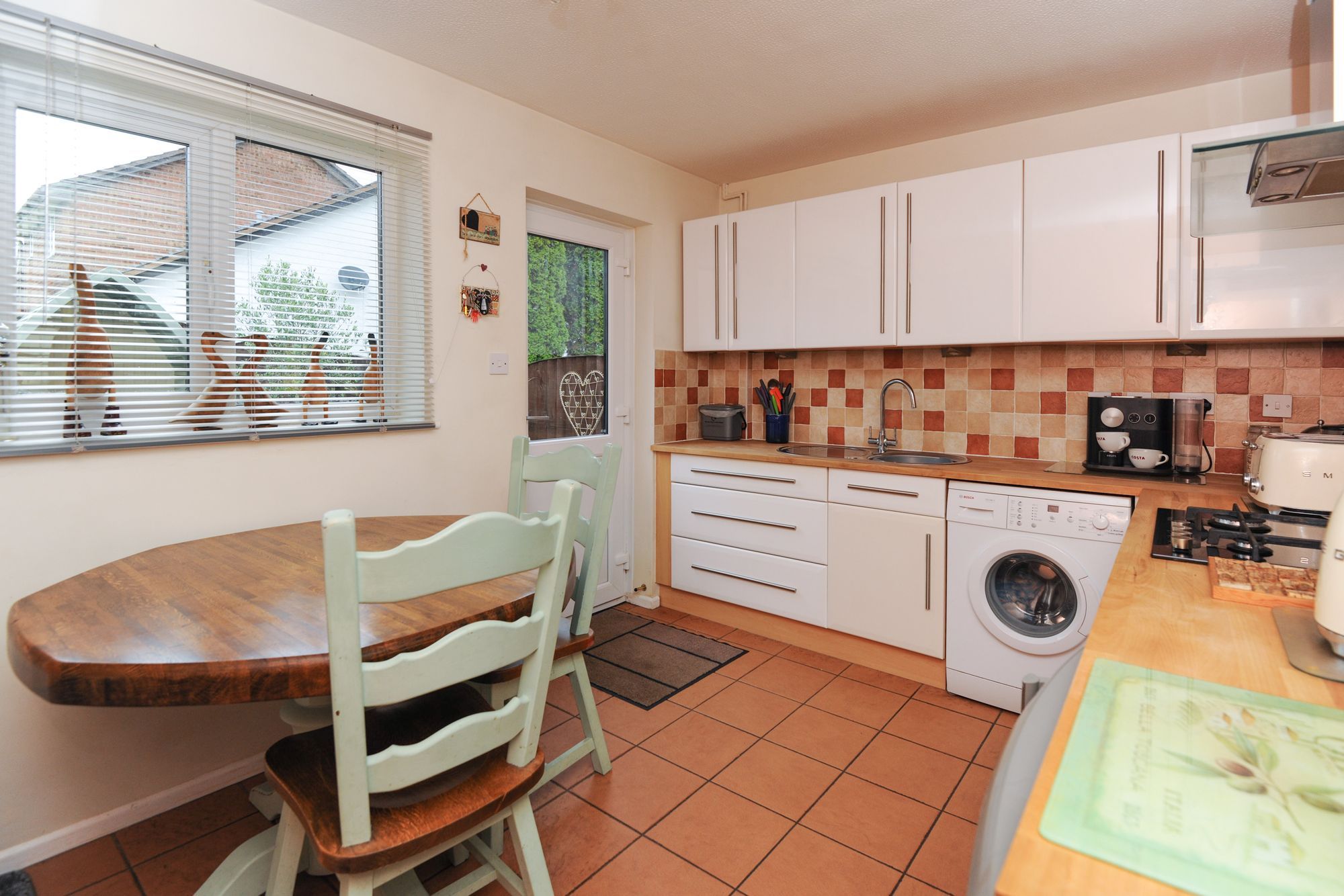 3 bed semidetached house for sale in Meadowside Close, Wingerworth S42