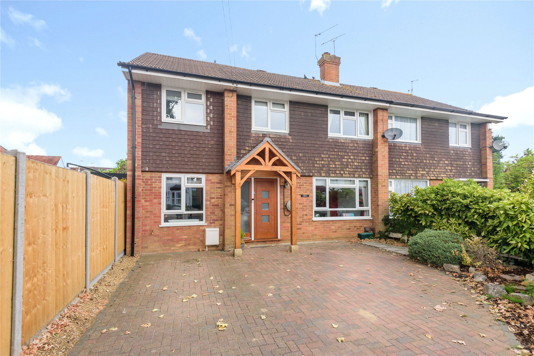 4 bed semidetached house for sale in Horsell, Surrey GU21 Zoopla