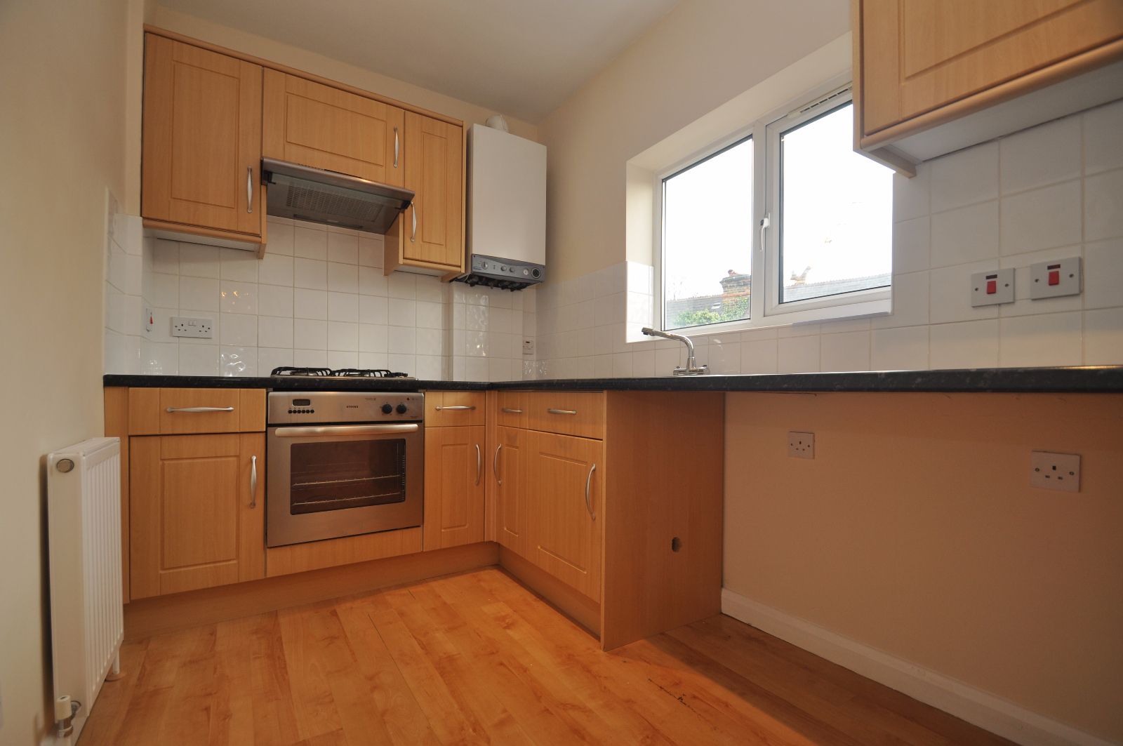 3 bed flat to rent in Felix Road, London, Northfield W13 Zoopla