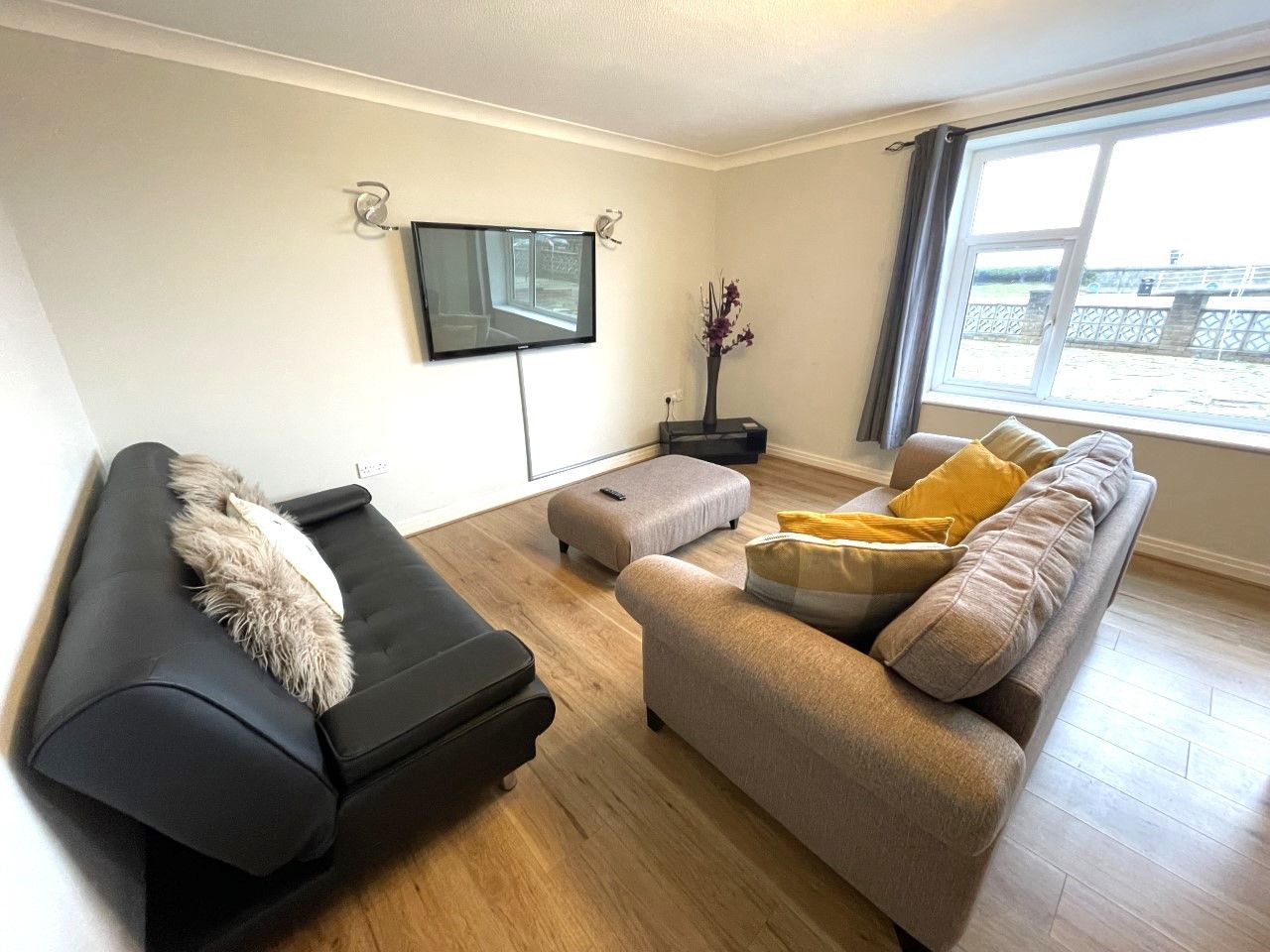 2 bed flat for sale in Promenade, Blackpool FY4 Zoopla