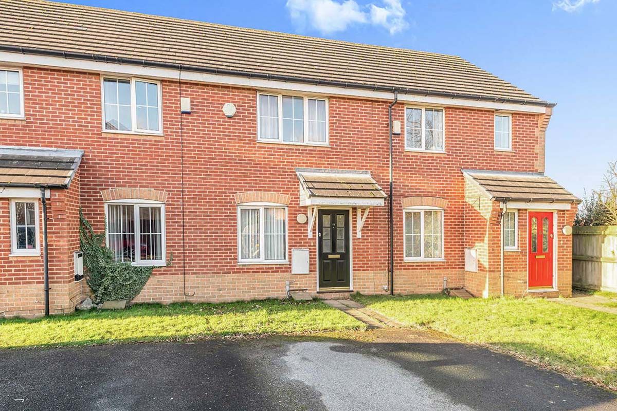 2 bed terraced house for sale in Blayds Garth, Woodlesford, Leeds, West