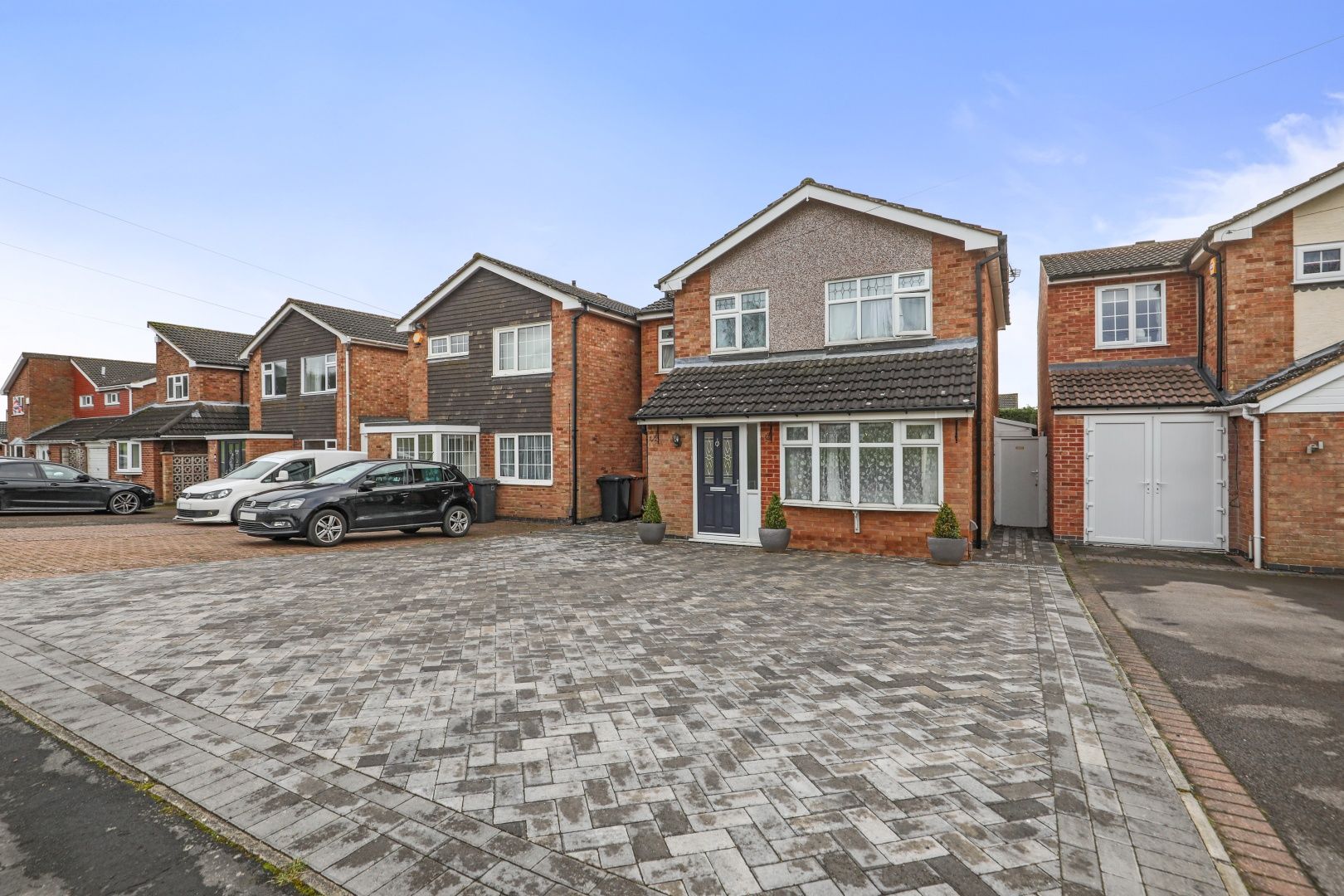 4 bed detached house for sale in Clifton Way, Hinckley, Leicestershire