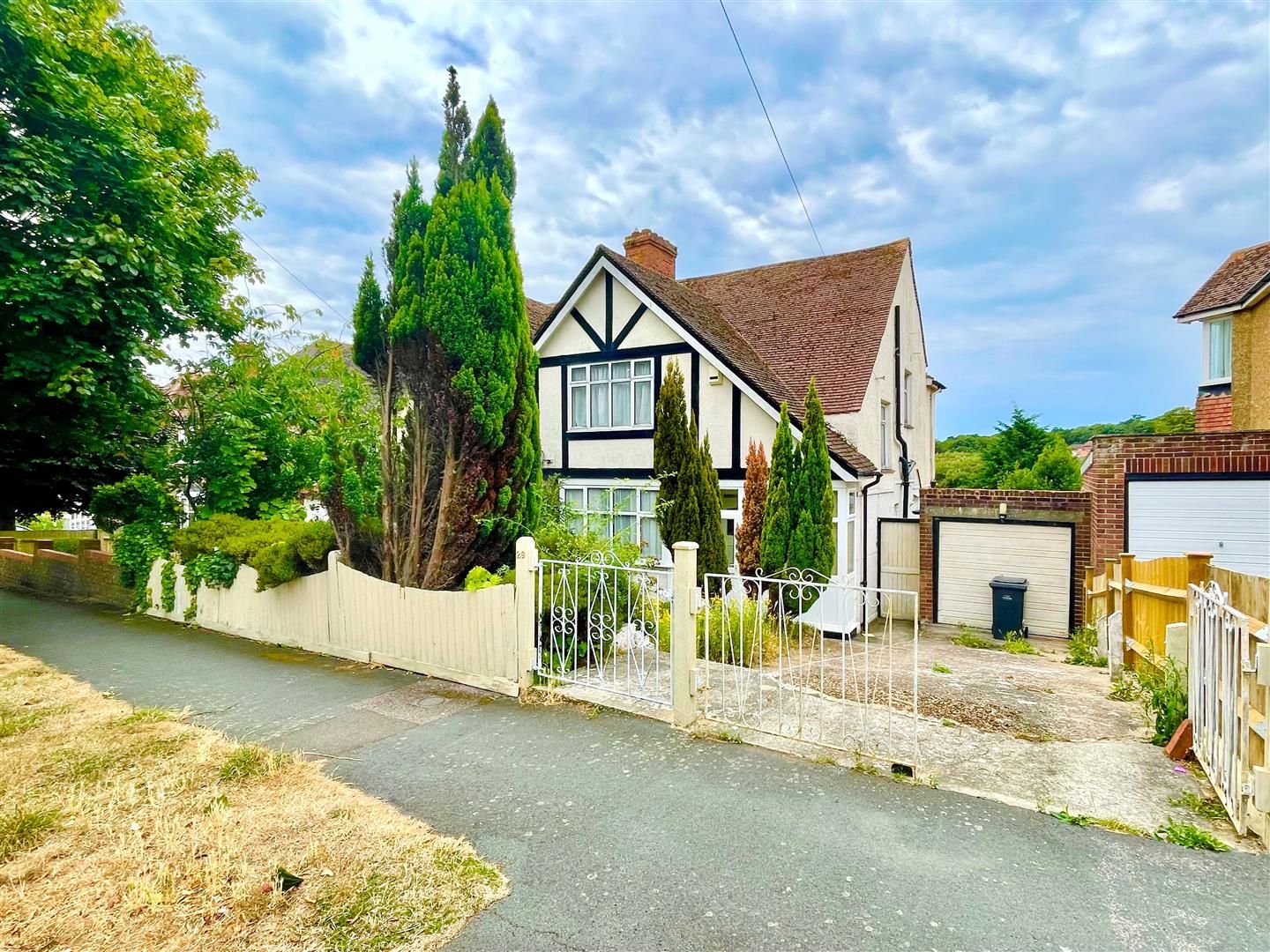 3 bed semidetached house for sale in Wykeham Road, Hastings TN34 Zoopla