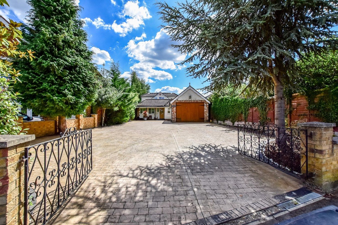 5 bed bungalow for sale in Pink Lane, Burnham, Burnham SL1 Zoopla