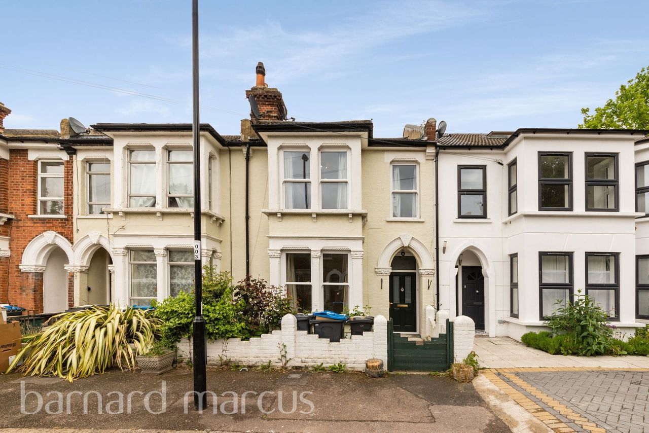 3 bed terraced house for sale in Amberley Grove, Croydon CR0 Zoopla