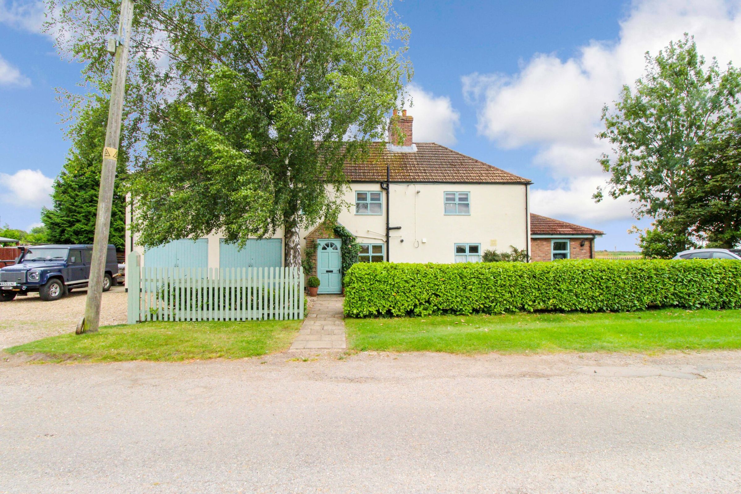 Golly Cottage, The Raceground, Spalding PE11  