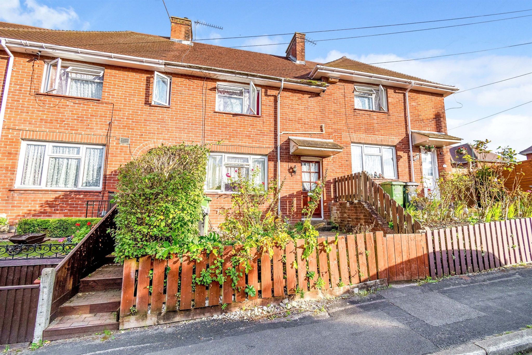 3 bed terraced house for sale in Gordon Avenue, Winchester SO23 Zoopla