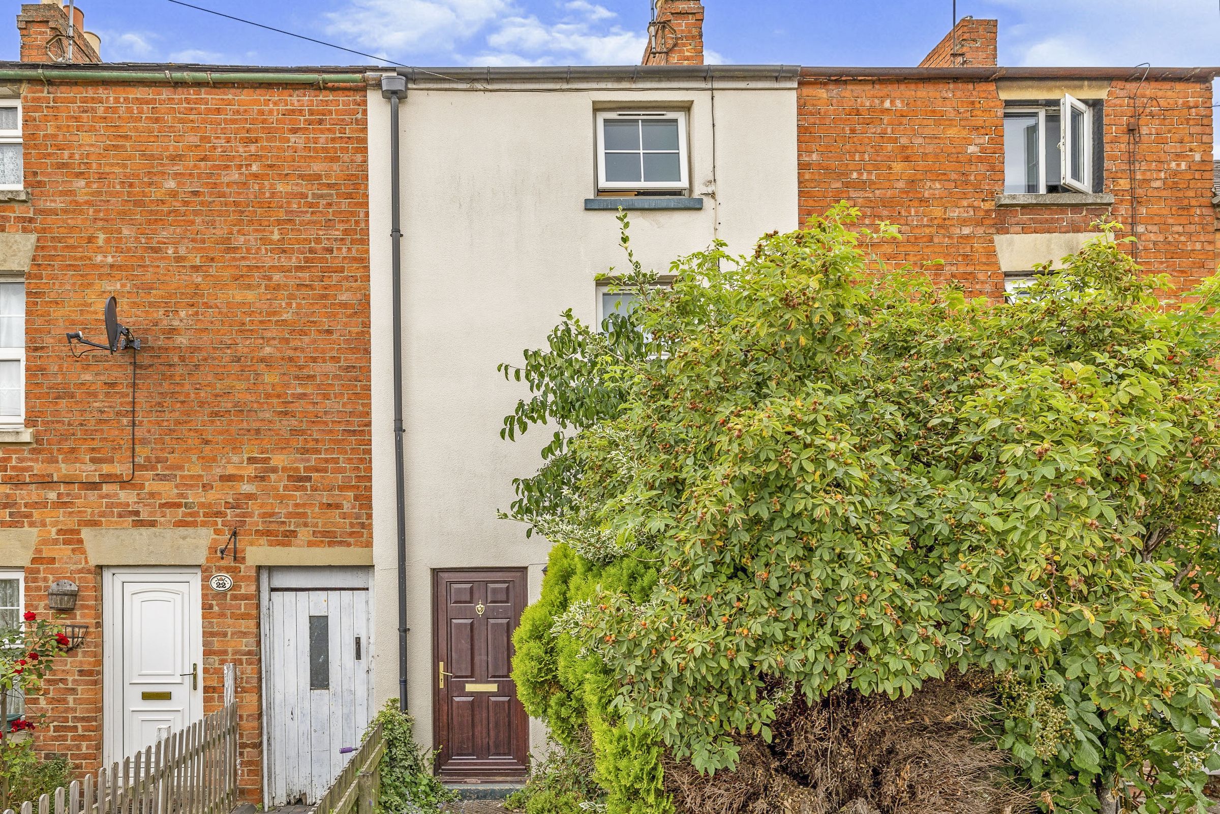 3 bed terraced house for sale in East Street, Banbury OX16 Zoopla