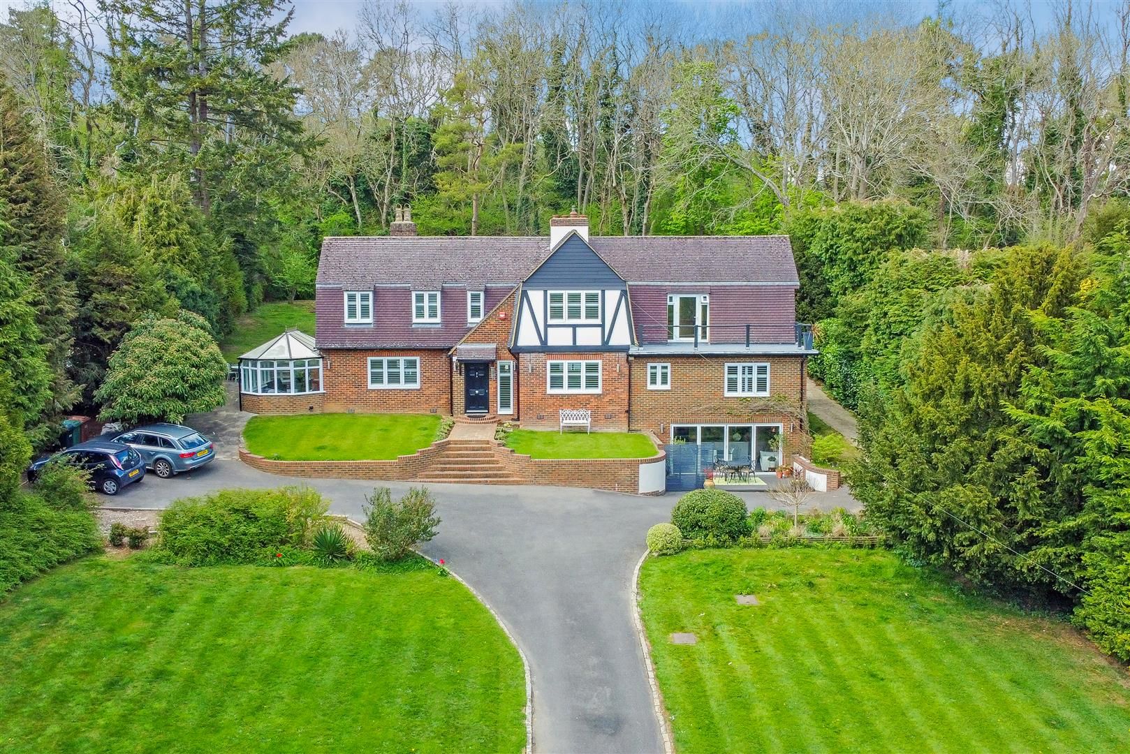5 bed detached house for sale in Chipstead Lane, Lower Kingswood