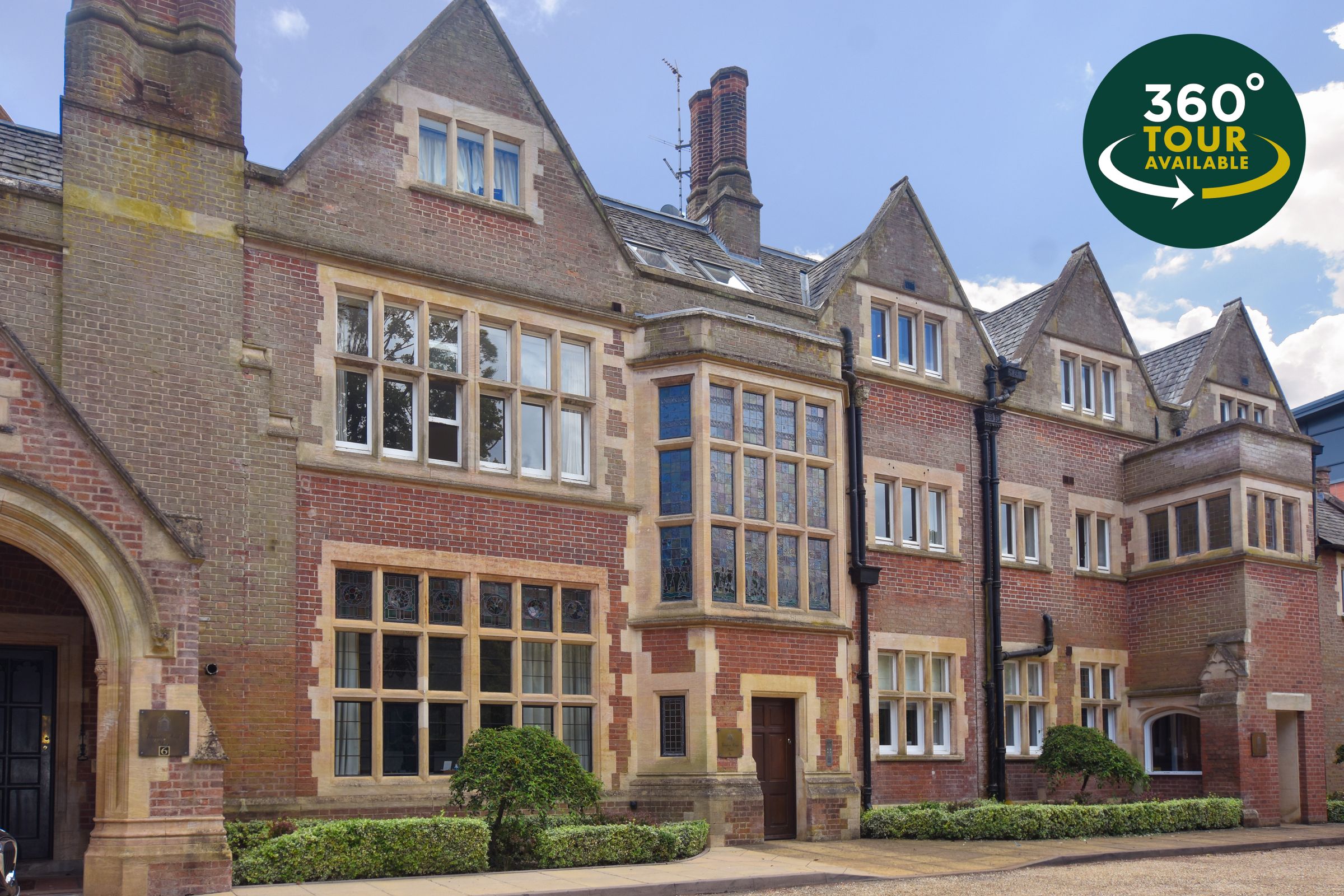 Knighton Hayes Manor, Ratcliffe Road, Stoneygate, Leicester LE2  