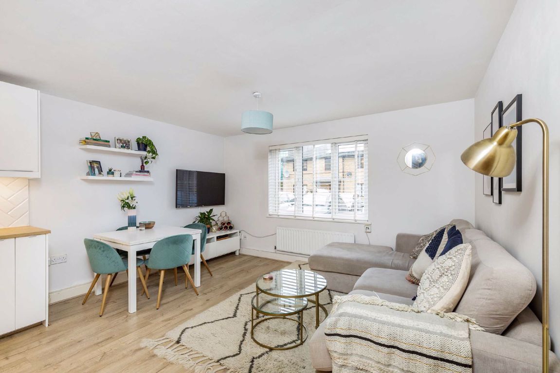 Penny Mews, London SW12