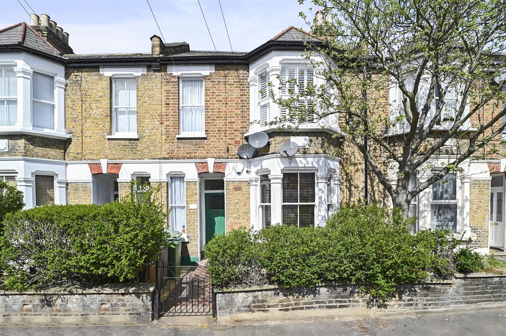 2 bed for sale in Murchison Road, Leyton, London E10 Zoopla