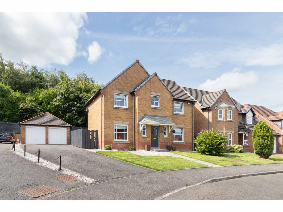 4 bed detached house for sale in Sandhead Terrace, West Graigs G72 Zoopla