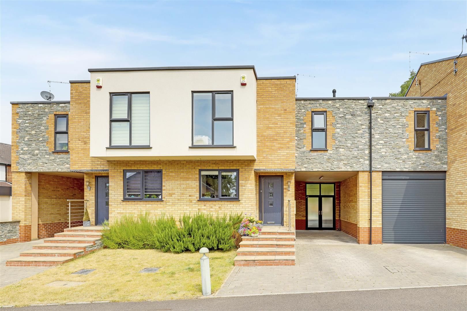 3 bed terraced house for sale in Grenville Drive, West Bridgford