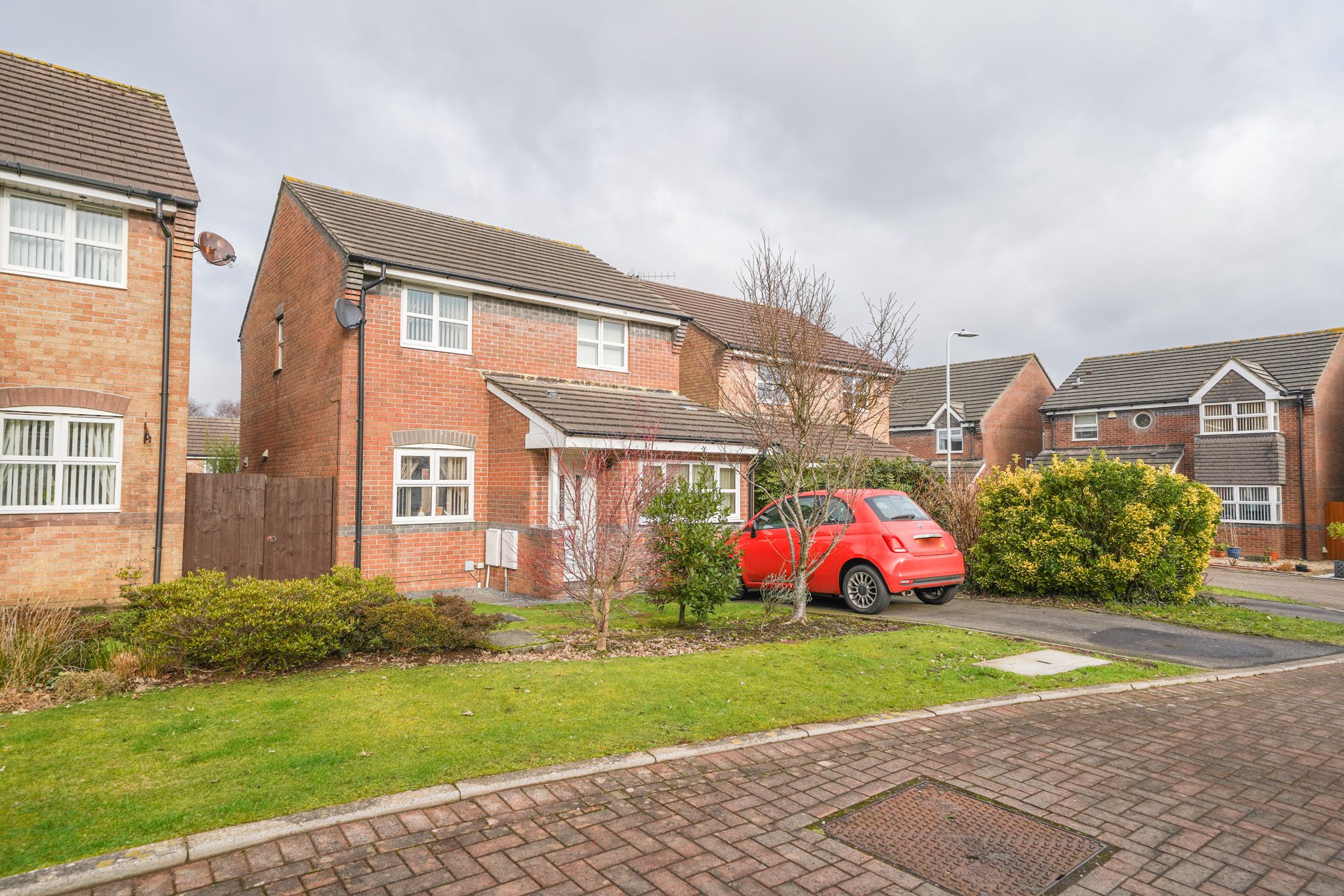 3 bed detached house for sale in Elm Crescent, Penllergaer, Swansea SA4