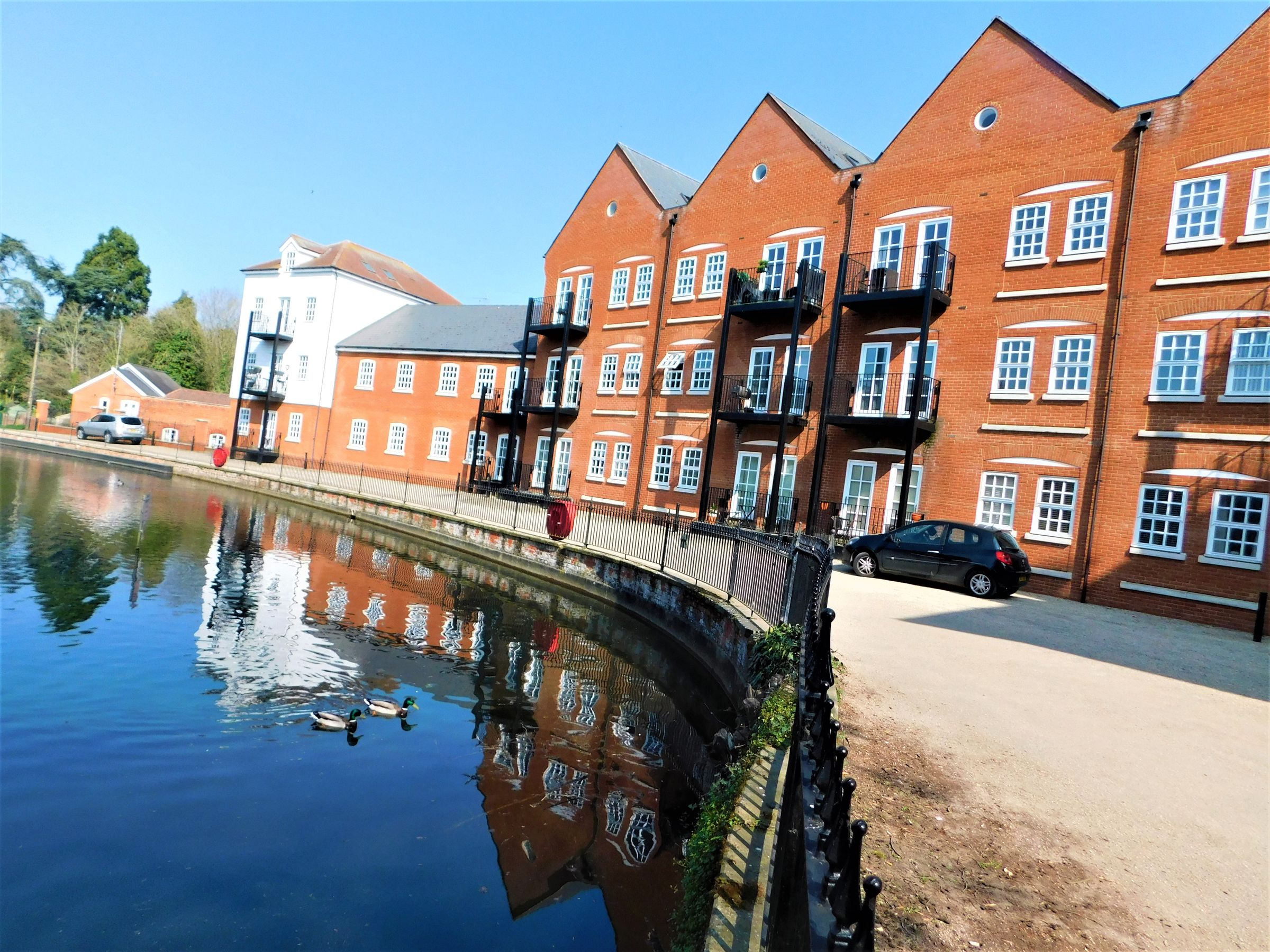 2 bed flat to rent in Waterside Lane, Colchester CO2 Zoopla