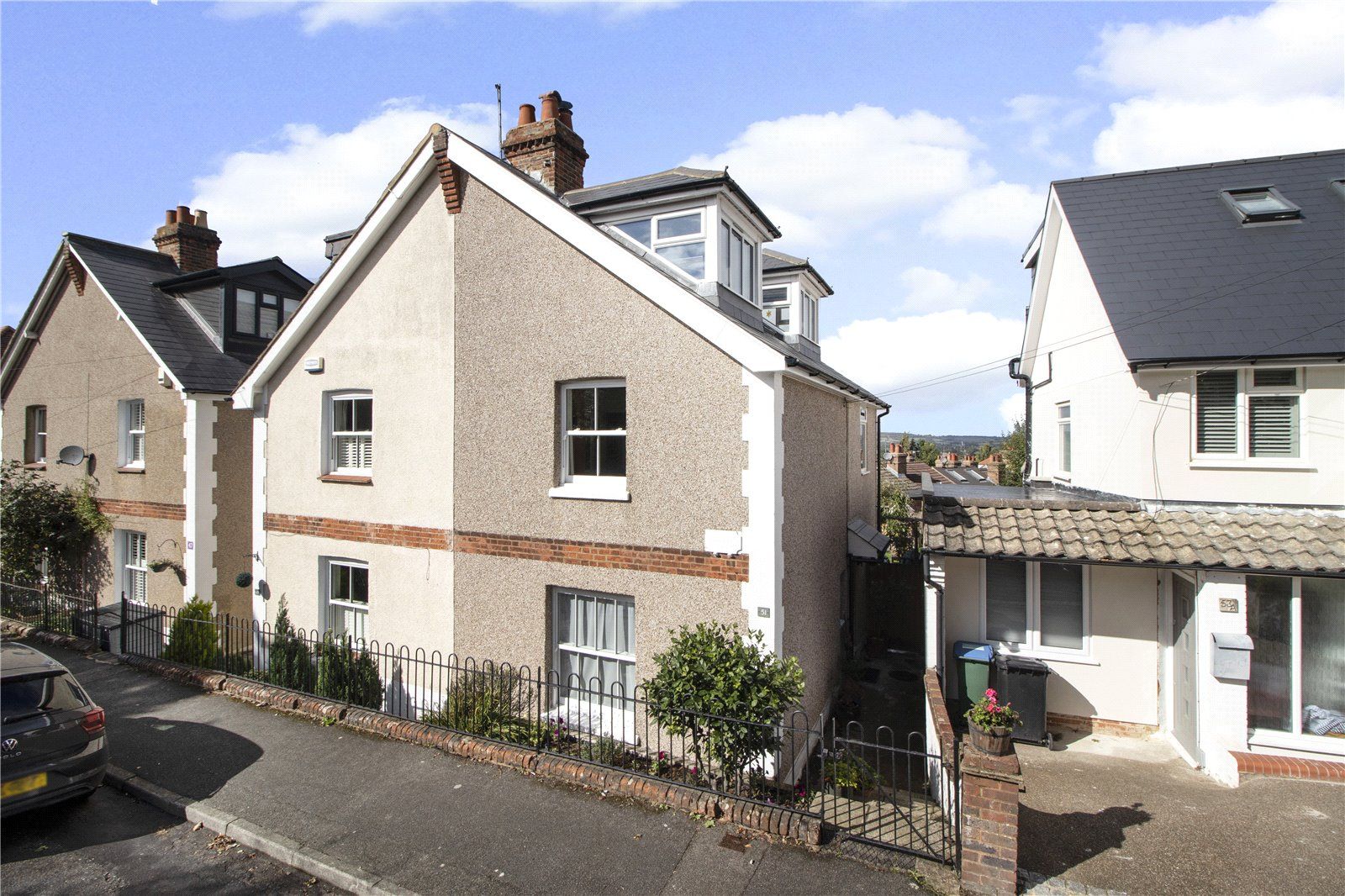 4 bed semidetached house for sale in Hartslands Road, Sevenoaks, Kent