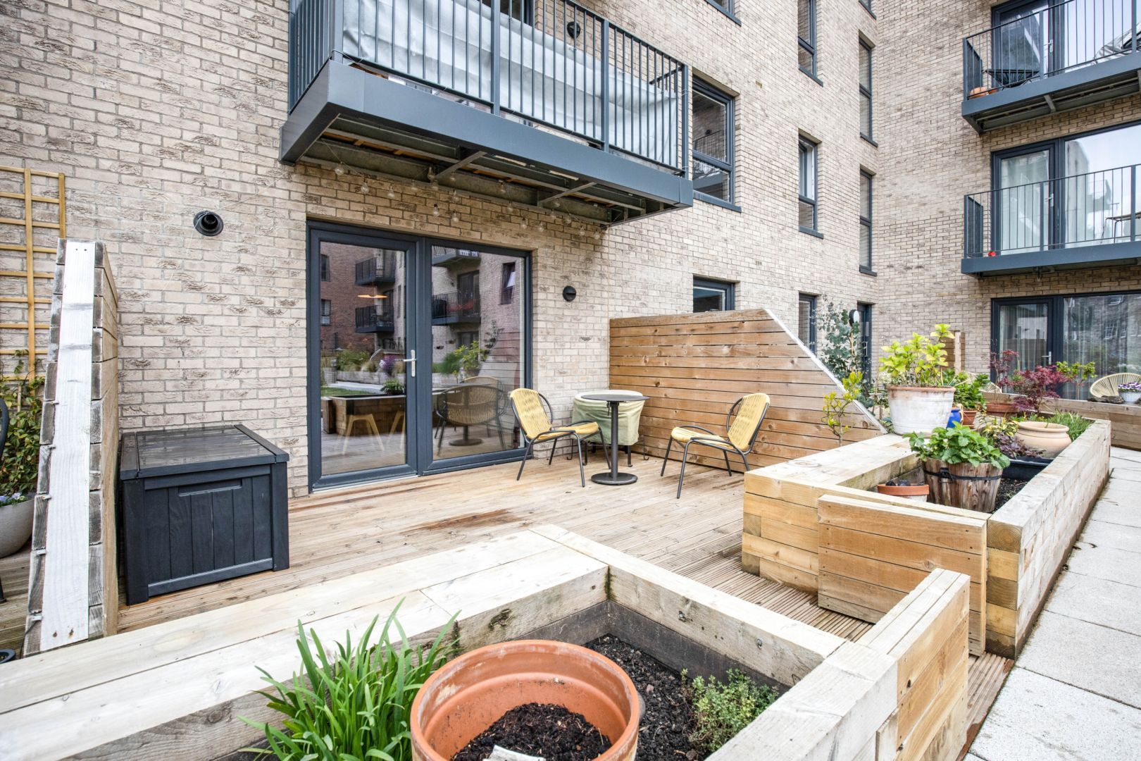 19 Salamander Place, Edinburgh EH6  