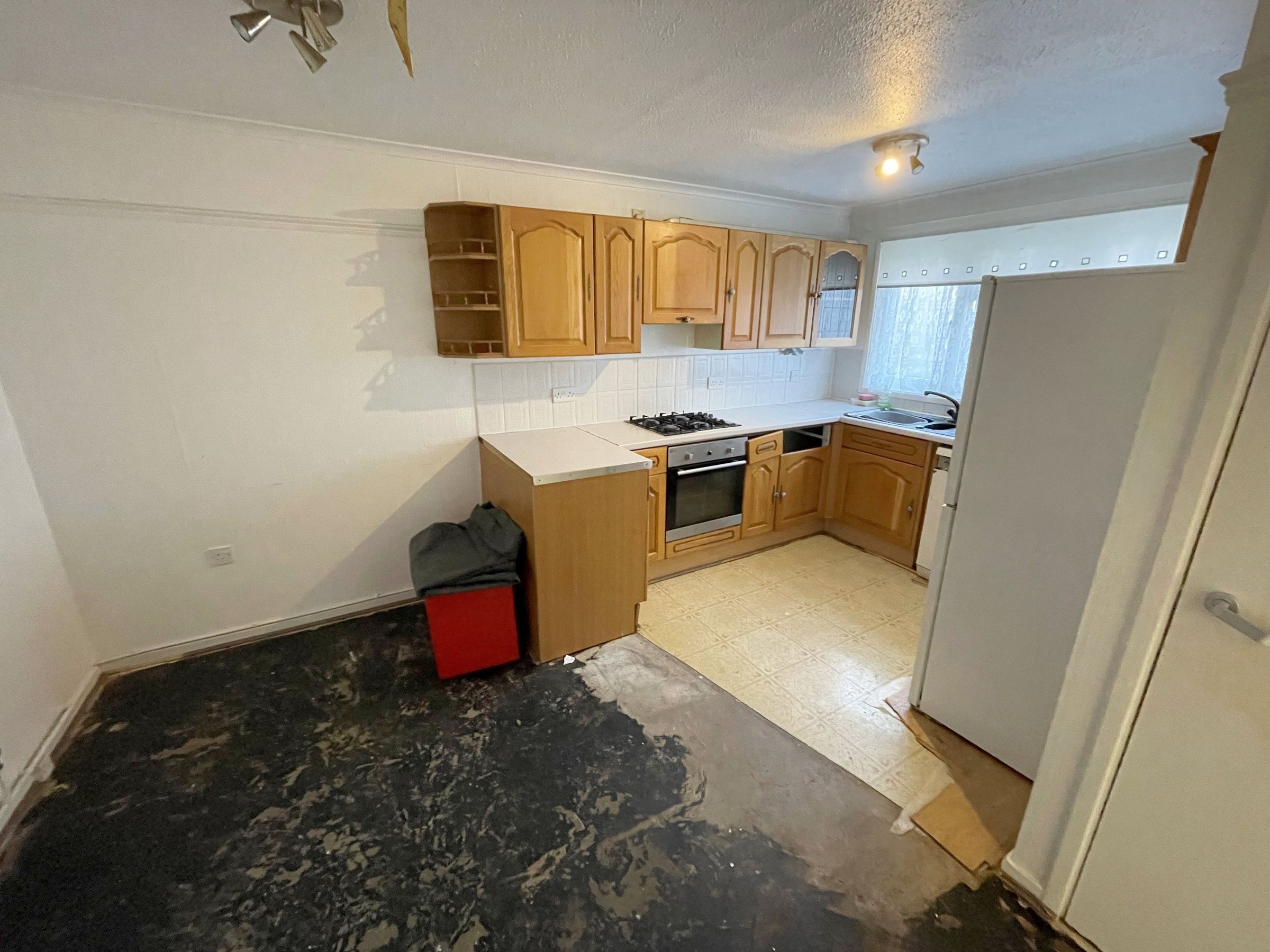 3 bed terraced house for sale in Kimptons Mead, Potters Bar EN6 Zoopla
