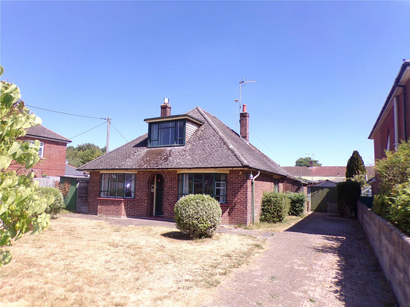3 bed bungalow for sale in Parsonage Barn Lane, Ringwood BH24 Zoopla